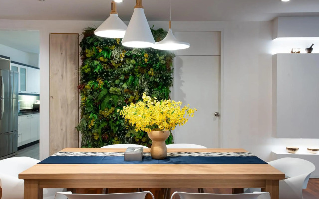 Benviar Tonson Residence