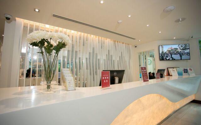 ZEN Premium Santiphap Park