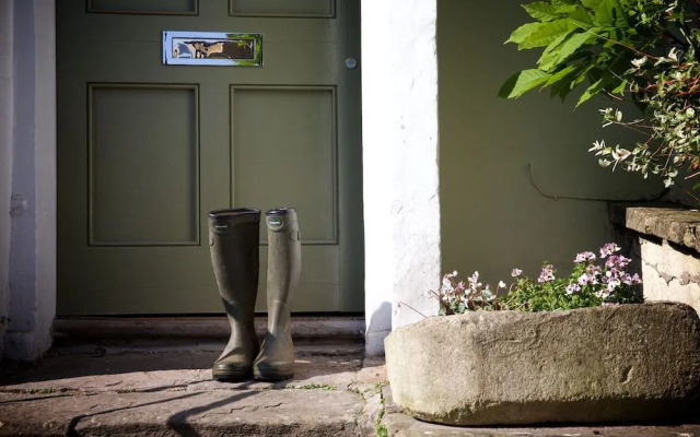 Seventeen The Town House