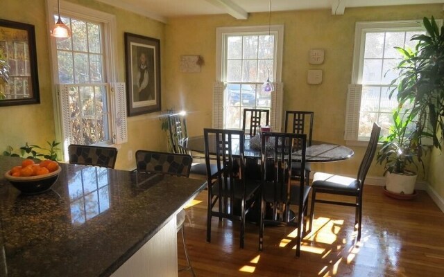 76 Indian Hill Road North - Three Bedroom House