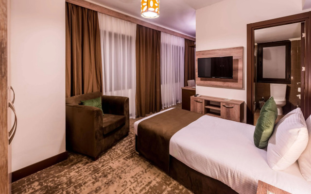 Oscar Park Hotel