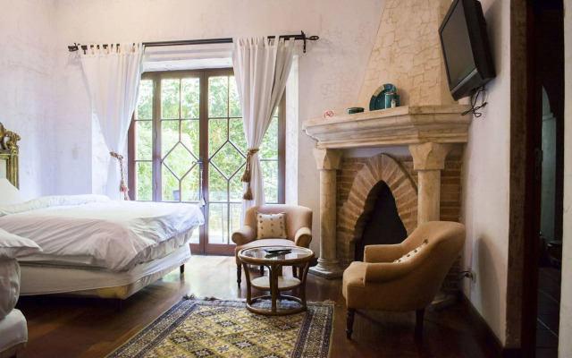 Posada de Los Leones