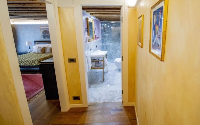 EGO' Residence