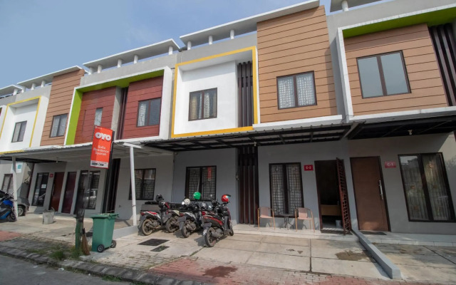 OYO 3253 Sofia Residence Syariah