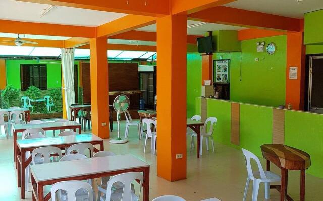 Green Park Tourist Inn
