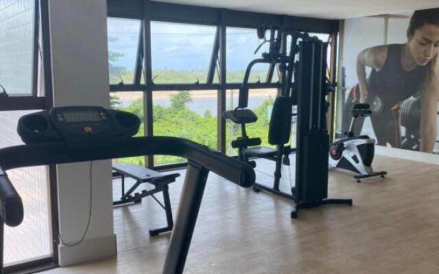 Flat beira mar no Barra Classic