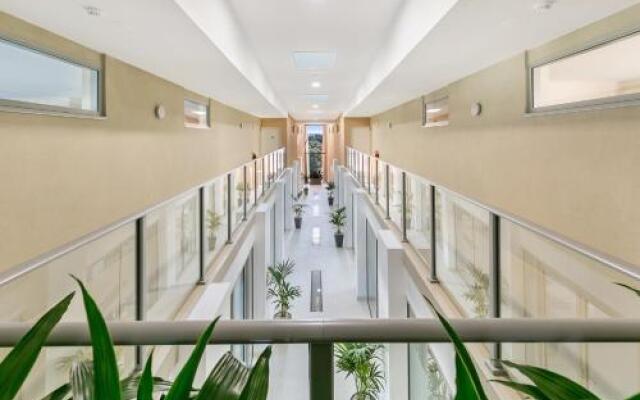 Salt 15 Luxury Apartment