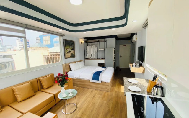 Home Away Do Quang Dau