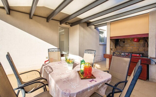 Stunning Home in Rijeka With Wifi and 5 Bedrooms