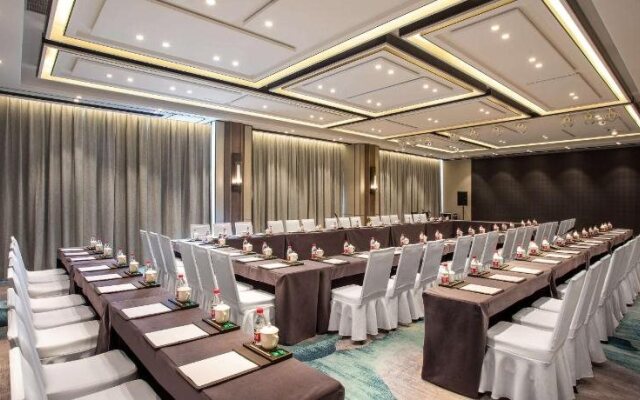 Ramada Plaza Wyndham Xiangyang Xiangzhou