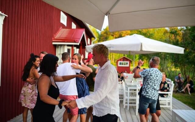 Tackork Gård & Marina Oy
