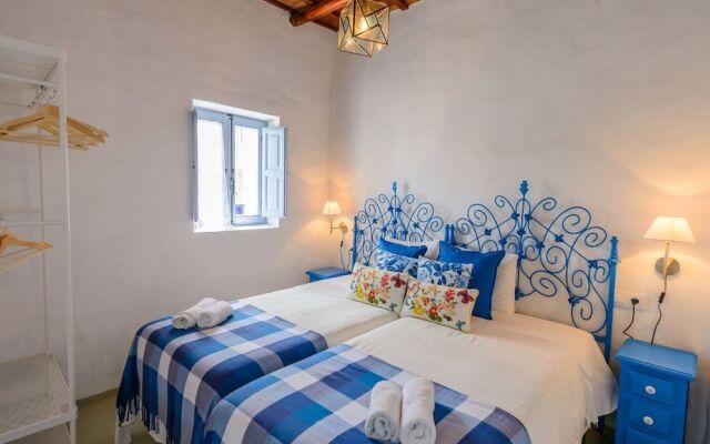 Casa DE LA Tita Vitoria