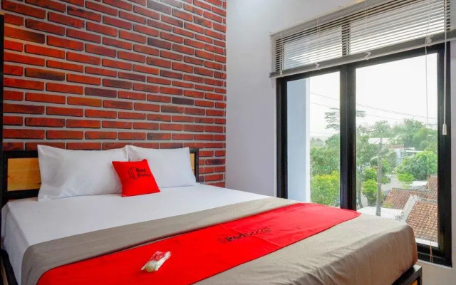 RedDoorz near Universitas Muhammadiyah Purwokerto 2