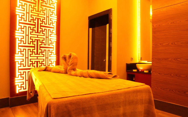 Diamond Premium Hotel & Spa