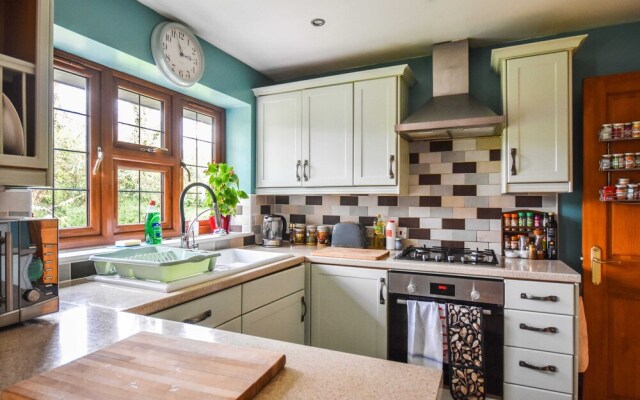 Rural Family Home, 5 Minutes From Clifton Village