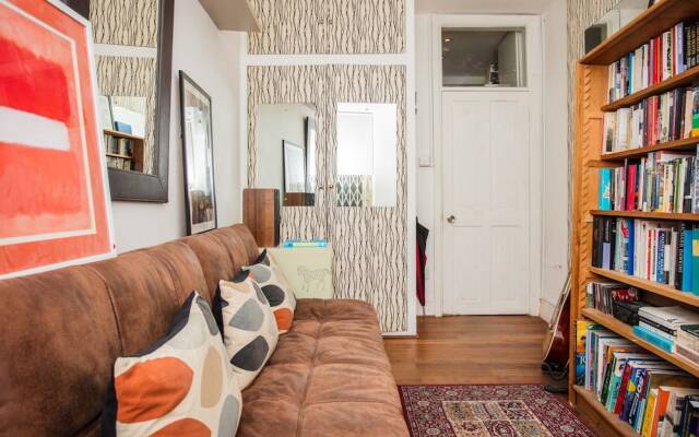 1 Bedroom Flat In West Kensington
