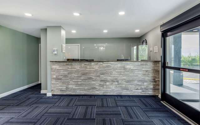 Quality Inn Verona - Staunton North