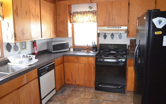 Ellerbe C - 5 Br Home