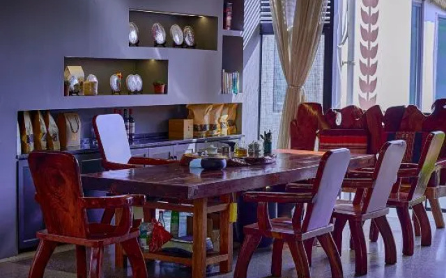 Linlan Xiaozhu Homestay (Xishuangbanna Jinghong Gaozhuang Xishuangjing Star Night Market) – Restaurant – Xishuangbanna