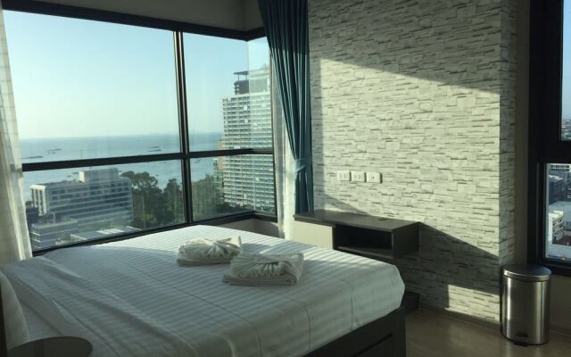 The Base Central Pattaya  Sea View