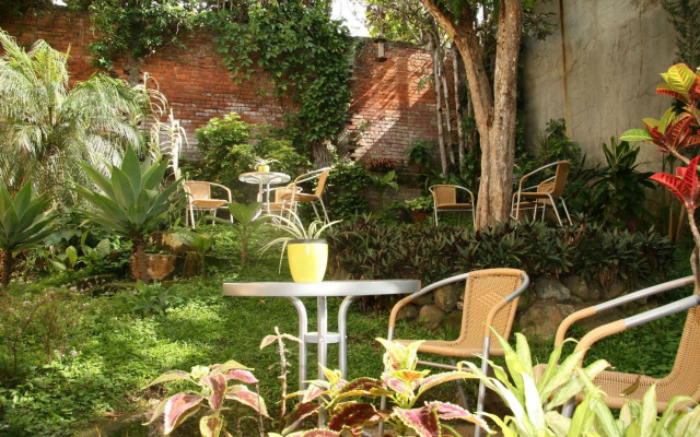Hotel Kekoldi Garden