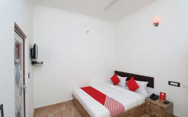 Dawat Hotel By OYO Rooms