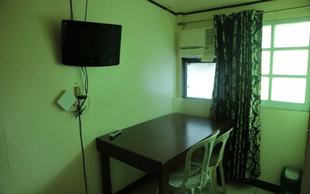 S-E Hotel and Residence