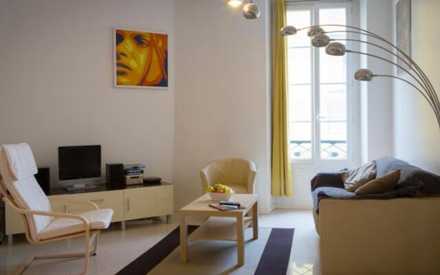 Happyfew - Le Central