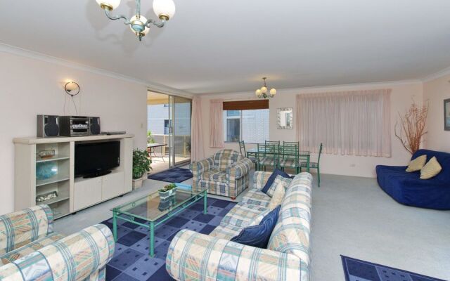 Laman Lodge, Unit 6, 15 Laman Street,