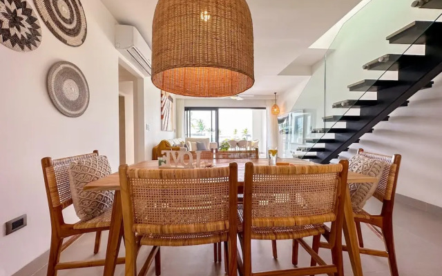 Luxury Penthouse 3 Bedroom Ocean Views