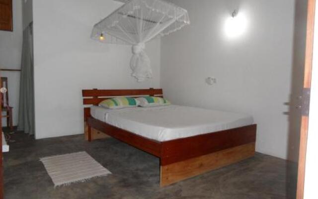 Dolce Vita Surf Rest Point