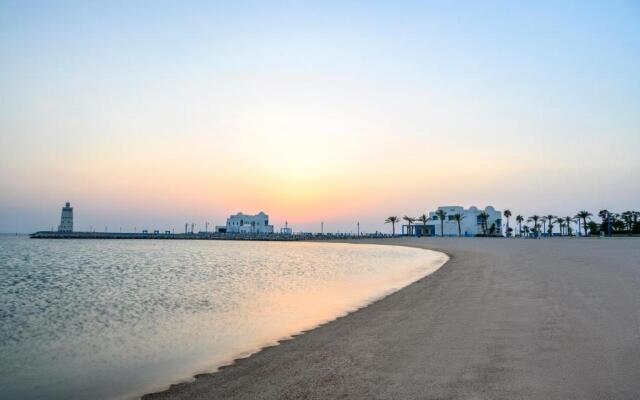 Hilton Salwa Beach Resort & Villas