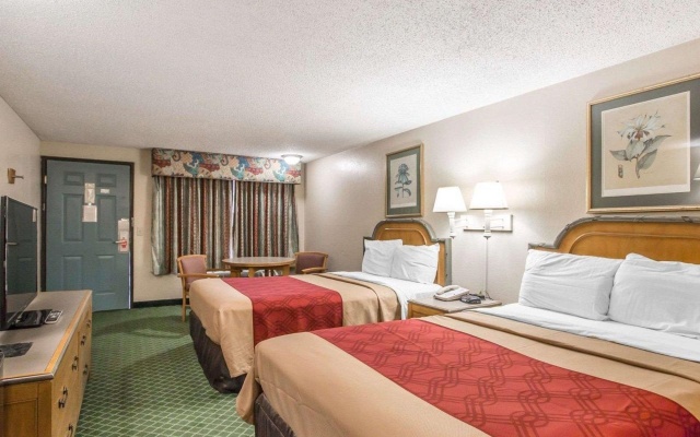 Econo Lodge Pooler - Savannah I-95