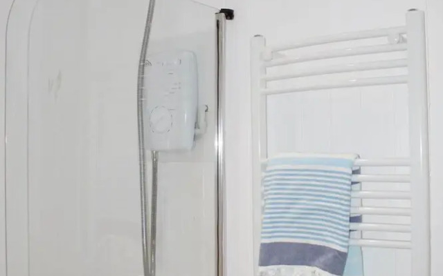 Karah Retreats - Ictis House