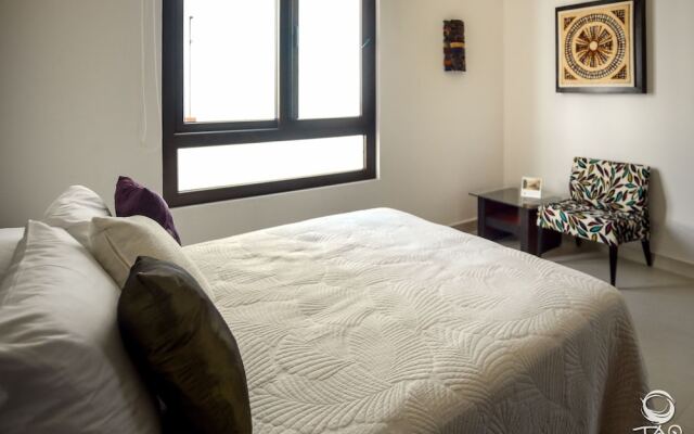 HIRA Penthouse1 Pristine 2 BR by Gate48