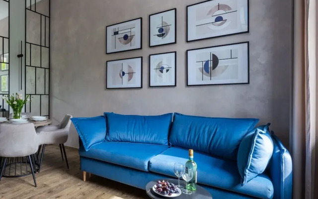 Canvas House Fragola Apartments