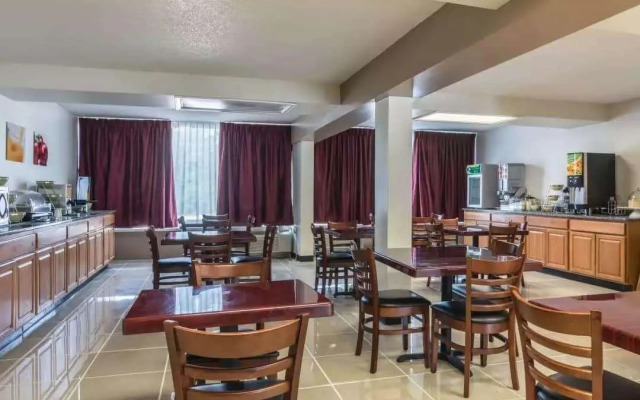 Days Inn by Wyndham Hartsfield Jackson Atlanta Airport West