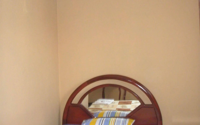 Hotel Eloy Alfaro - Hostel