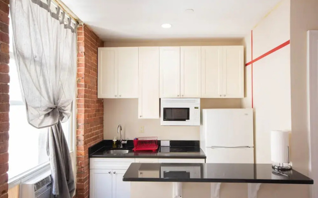 Macy Empire Apartments
