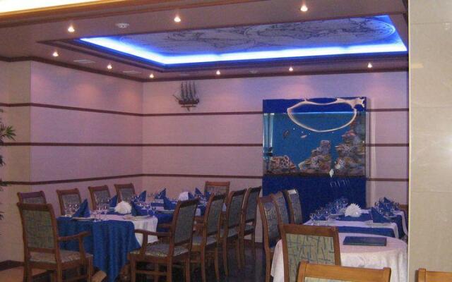 Отель Парус