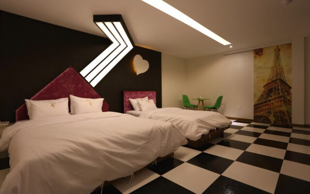 Java Hotel