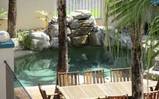 Royal Palm Villas Cairns
