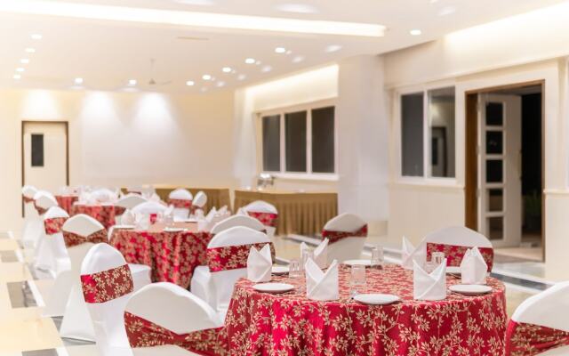 Maharaja Agrasen Palace - Pure Vegetarian
