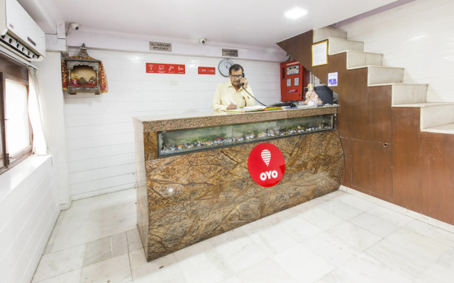 OYO 15515 Hotel Landmark Inn
