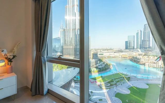 Full Burj Khalifa & Fountain View | All Rooms