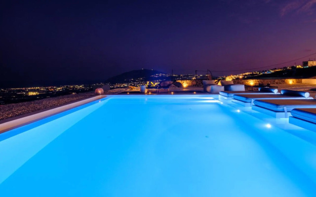 Terra Blanca Suites