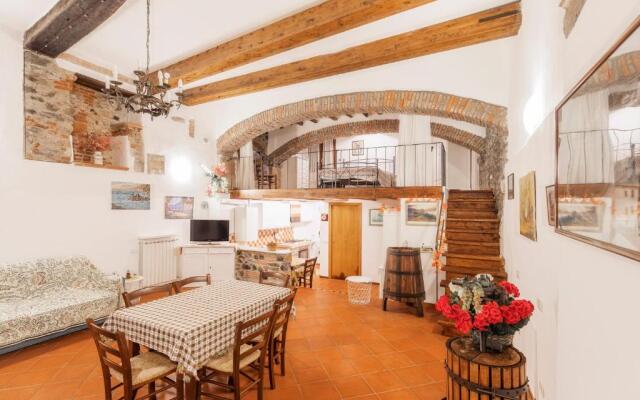 025- la Casa di Esmeralda (011017-Lt-0667)