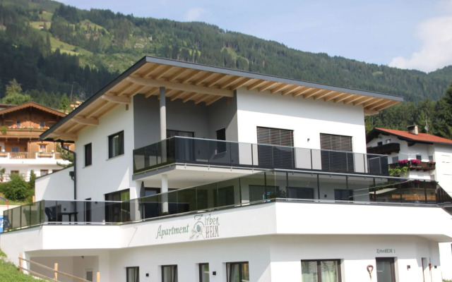 Top holiday apartment in Fügen with ski room and terrace