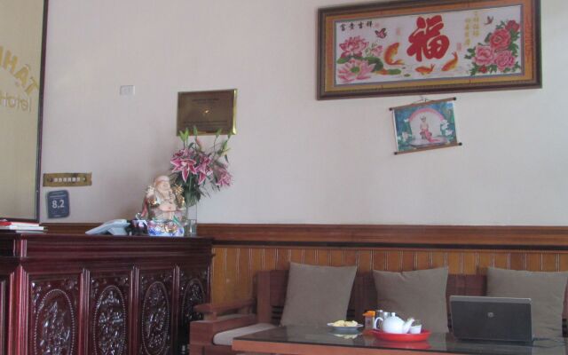 Viet Nhat Halong Hotel