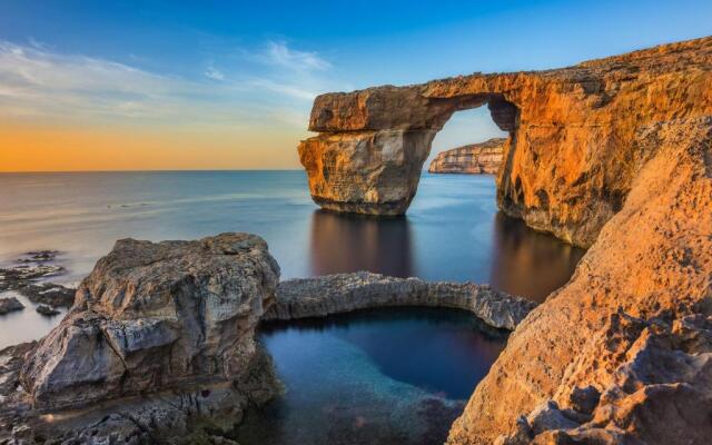 Centre Island Gozitan Farmhouse & Pool